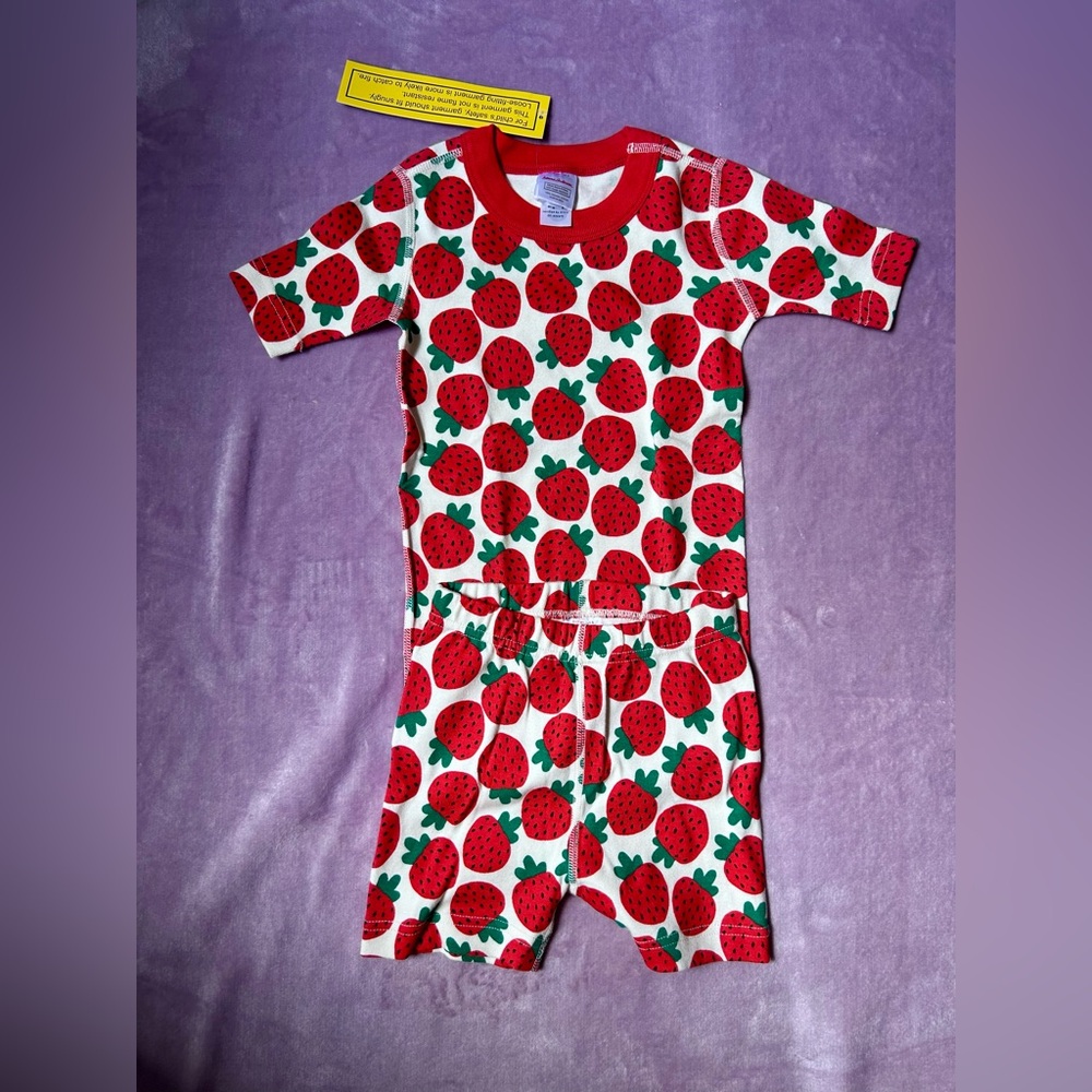 Hanna Andersson Red and Green Pajama Sets Vibrant Design